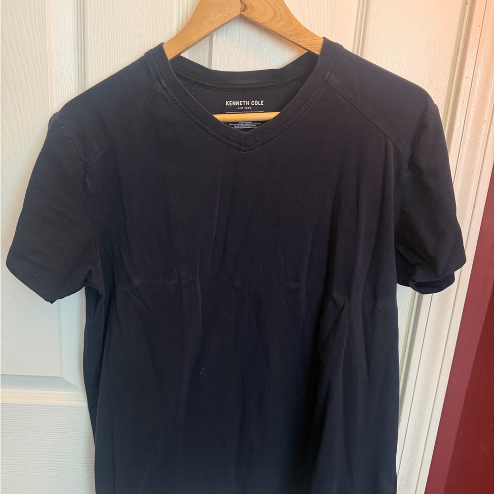 Kenneth Cole Men's Navy V-Neck Tee